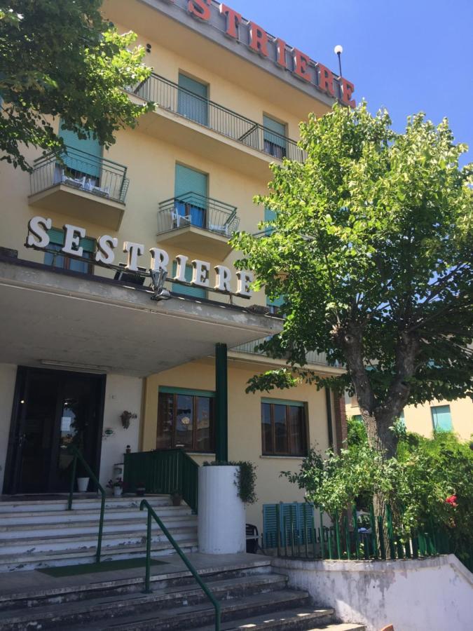 Hotel Sestriere Chianciano Terme Zewnętrze zdjęcie